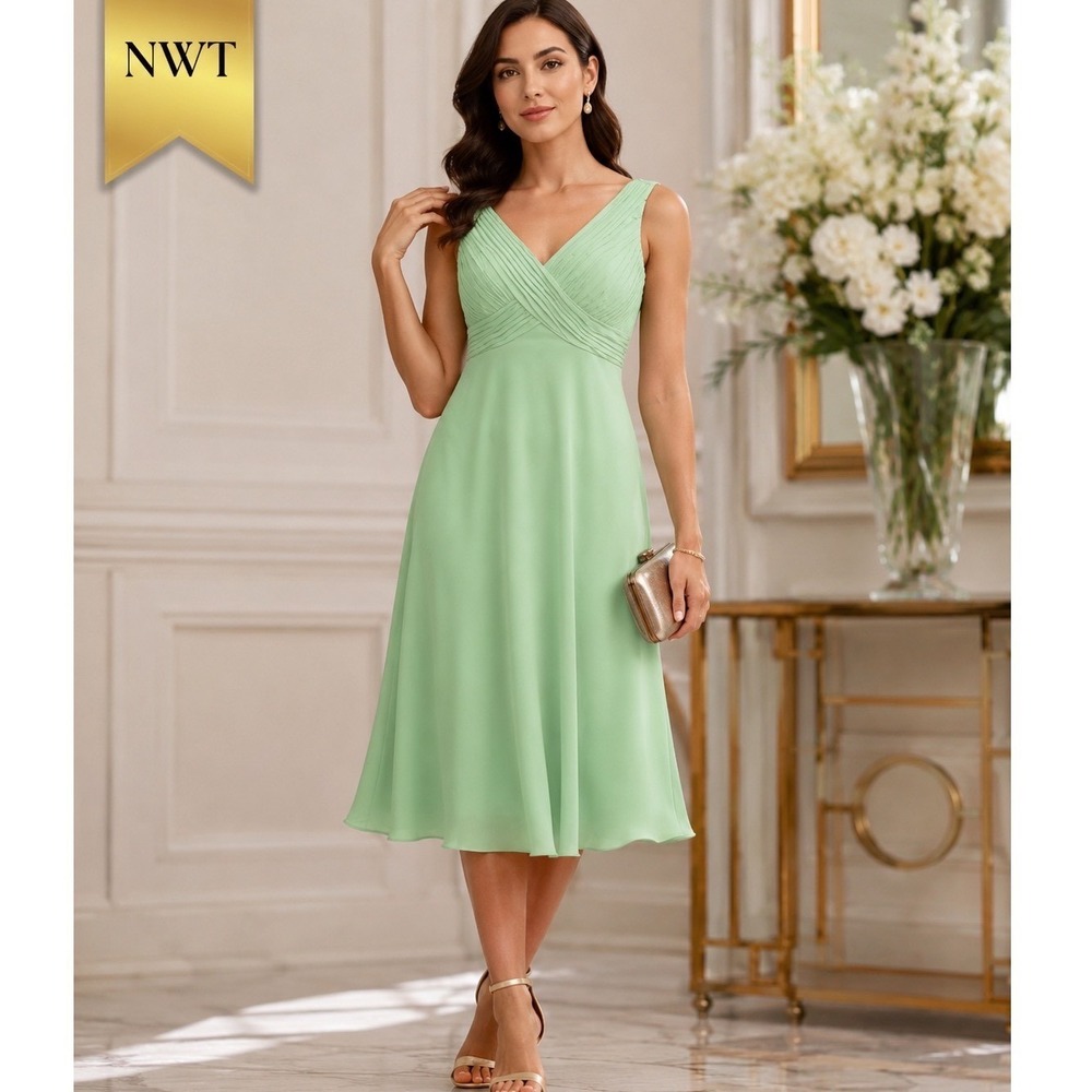 Worthington Semi Formal  Midi Dress Sleeveless Green Size 10 Fits Small